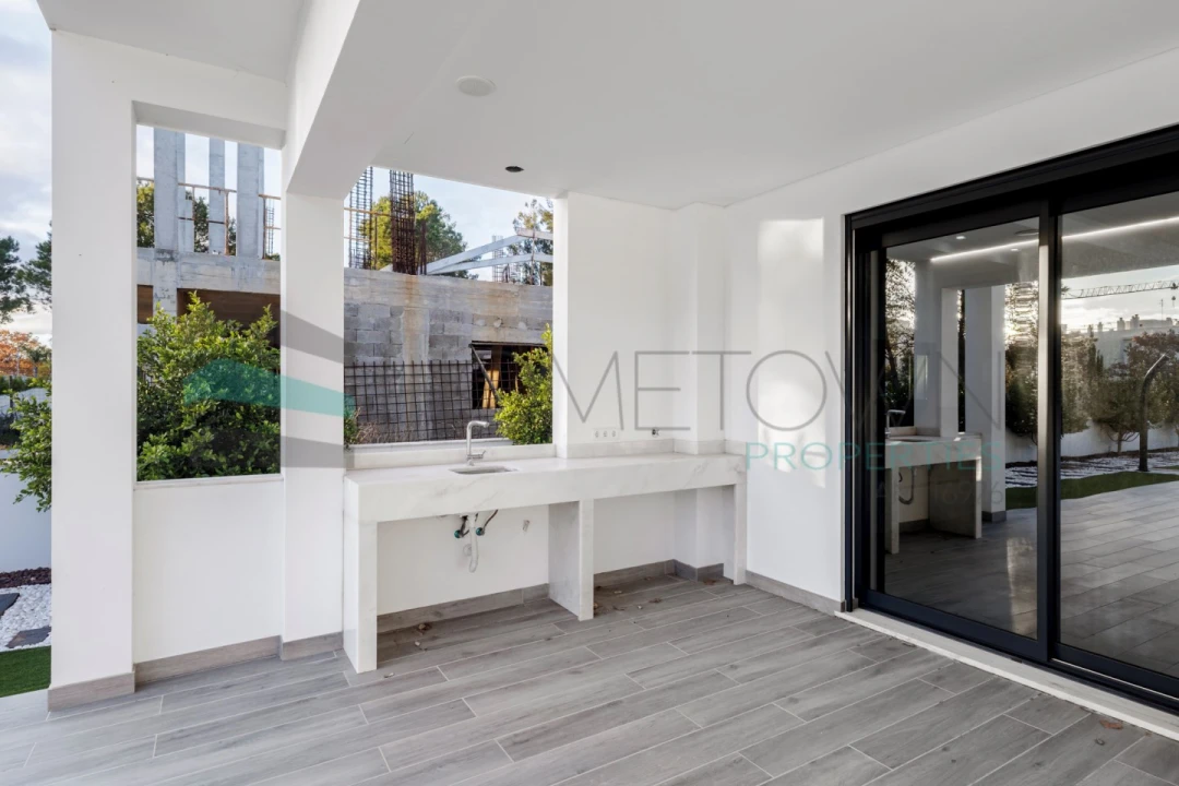 Moradia T3 para Venda em Quarteira Foto 36