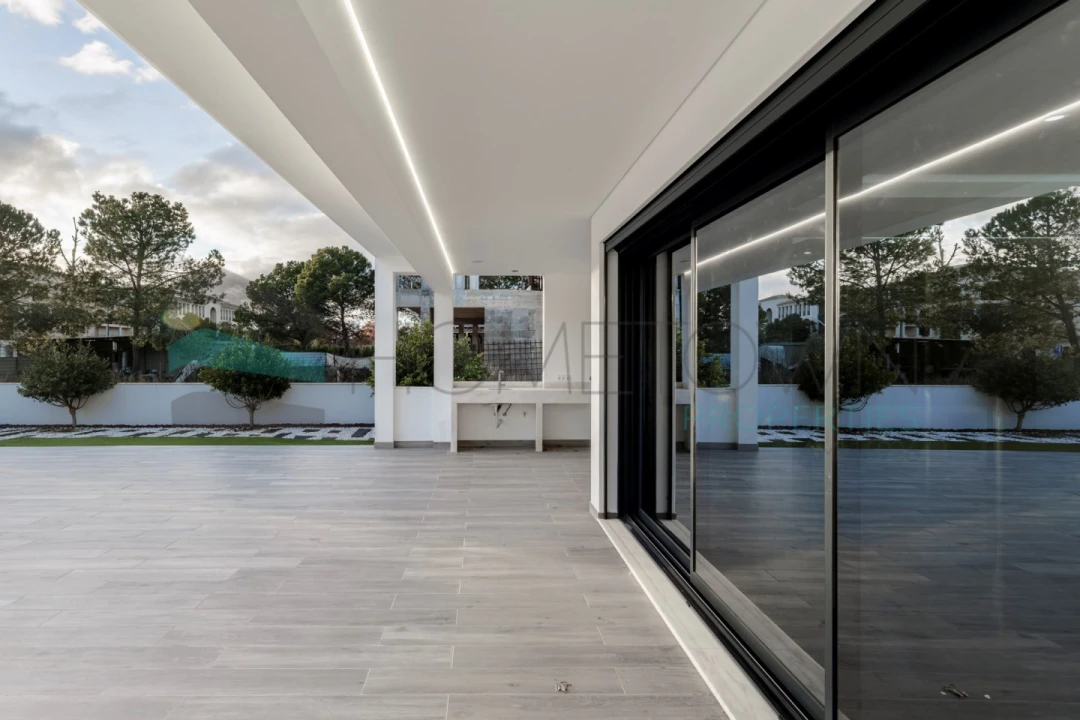 Moradia T3 para Venda em Quarteira Foto 44