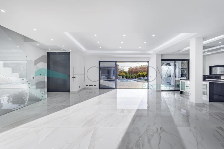 Moradia T3 para Venda em Quarteira Foto 4