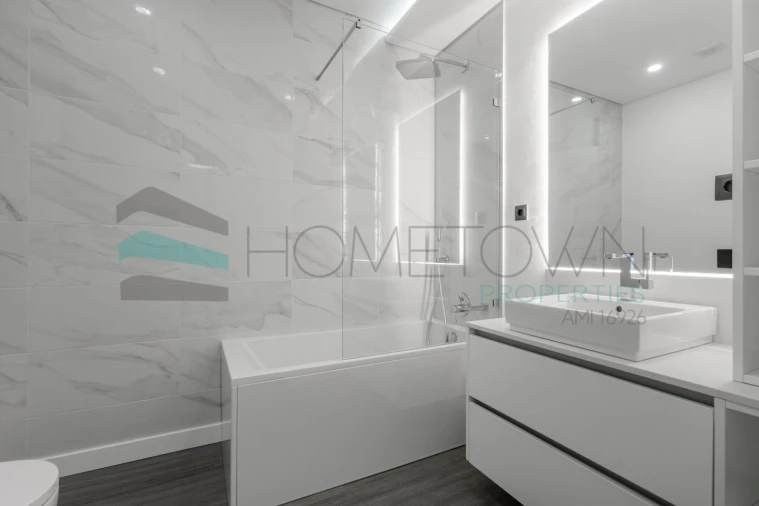 Moradia T3 para Venda em Quarteira Foto 14