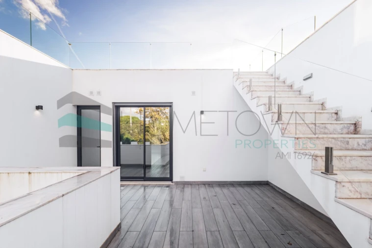 Moradia T3 para Venda em Quarteira Foto 33