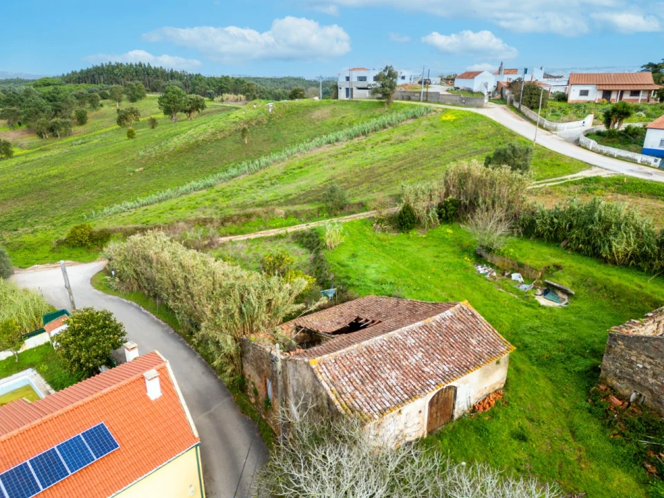Moradia T4 para Venda em Santa Maria, São Pedro e Sobral da Lagoa Foto 8