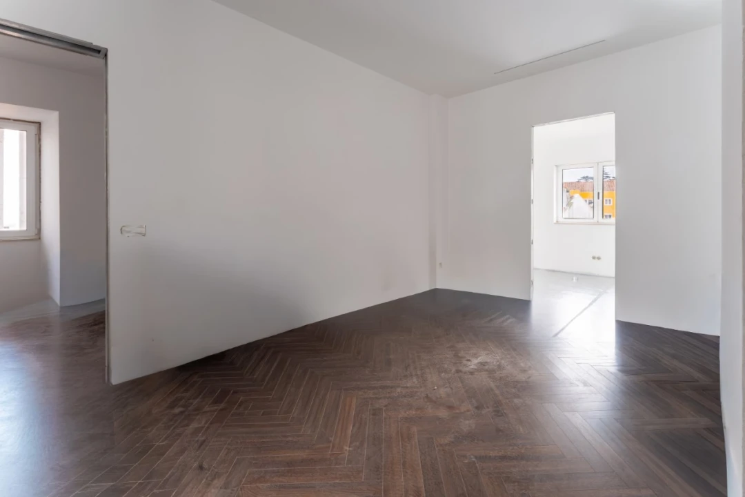 Apartamento T2 para Venda em Alcobaça e Vestiaria Foto 15