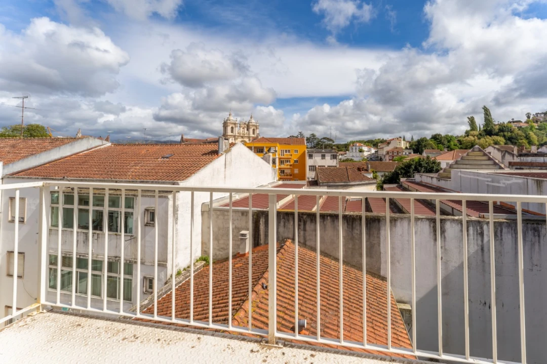 Apartamento T2 para Venda em Alcobaça e Vestiaria Foto 59