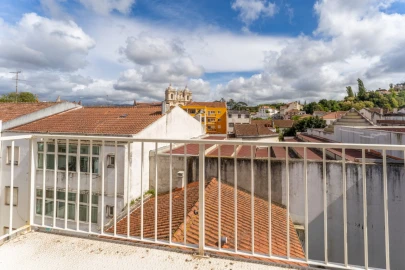 Apartamento T2 para Venda em Alcobaça e Vestiaria