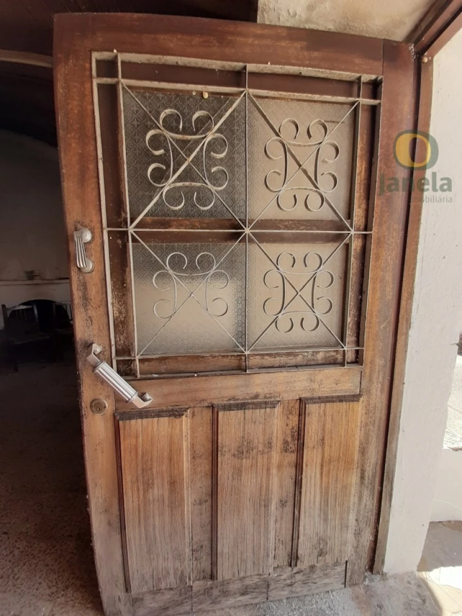 Moradia T1 para Venda em Salir Foto 12