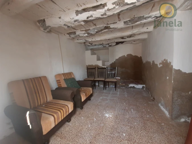 Moradia T1 para Venda em Salir Foto 22