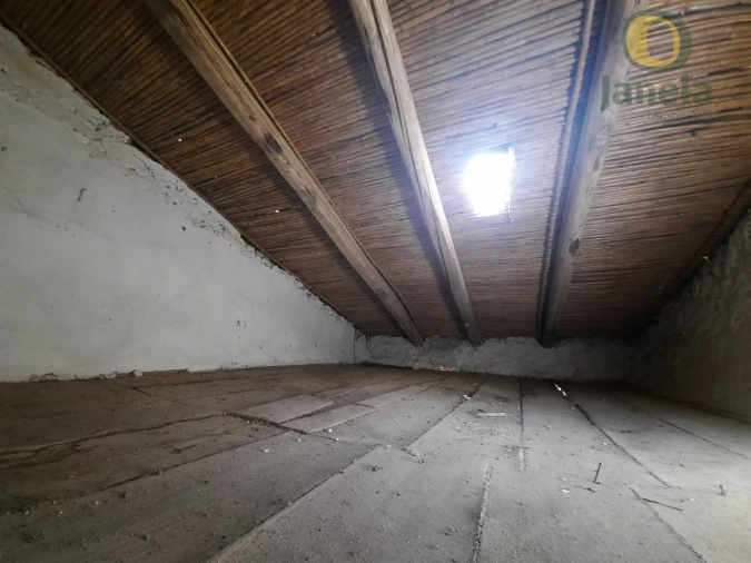 Moradia T1 para Venda em Salir Foto 23