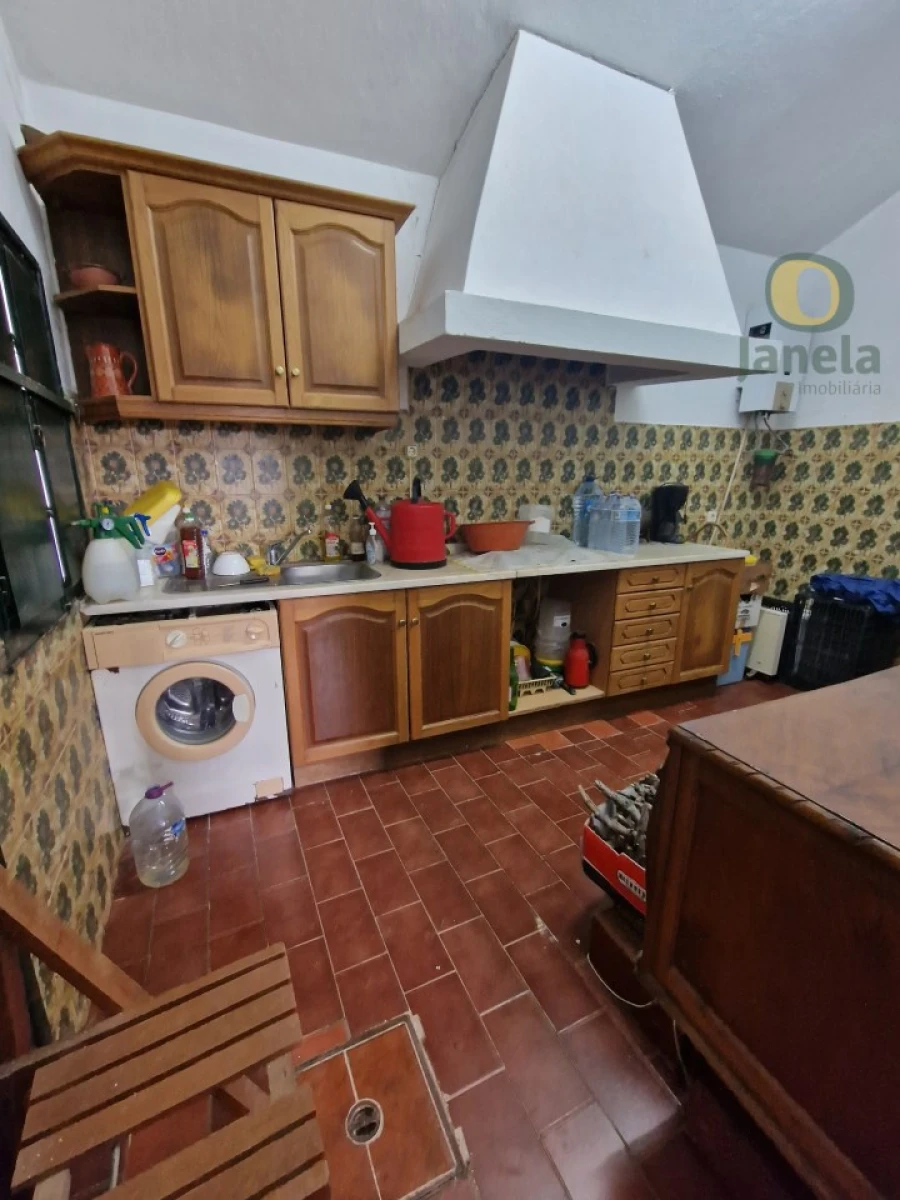 Moradia T1 para Venda em Santa Barbara de Nexe Foto 17