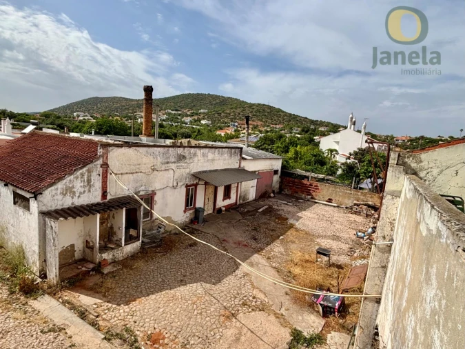 Armazém para Venda em Loule (São Sebastião) Foto 2