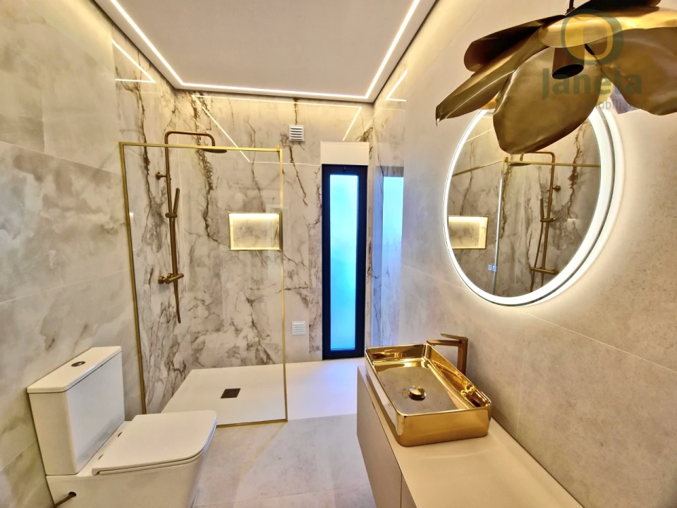 Moradia T4 para Venda em São Brás de Alportel Foto 42