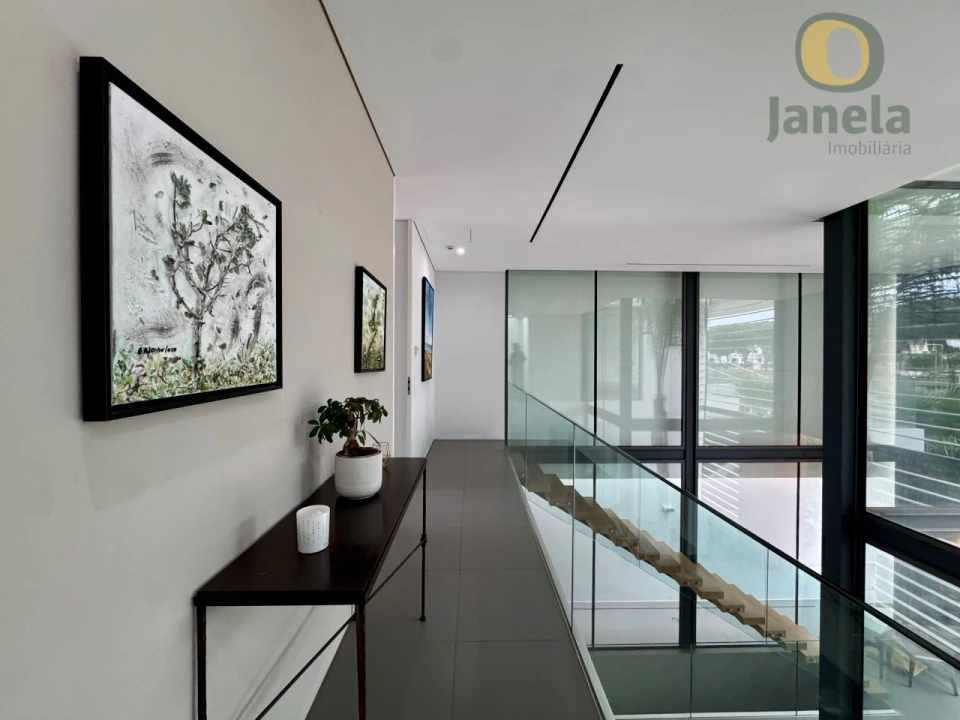 Moradia T4 para Venda em Quarteira Foto 21