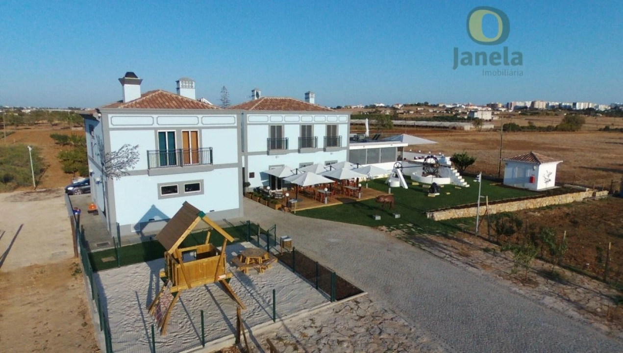 Negócio para Arrendamento em Faro (Sé e São Pedro) Foto 2