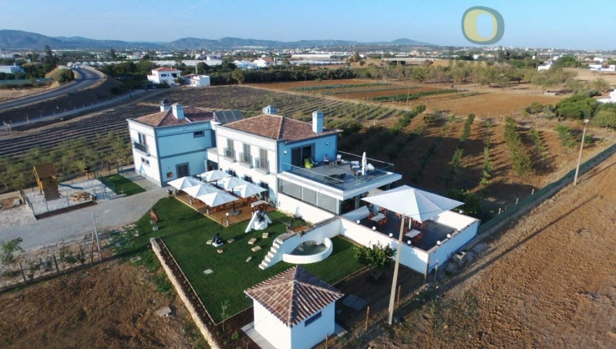 Negócio para Arrendamento em Faro (Sé e São Pedro)