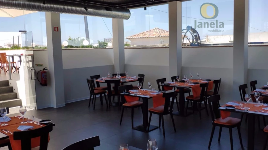 Negócio para Arrendamento em Faro (Sé e São Pedro) Foto 9