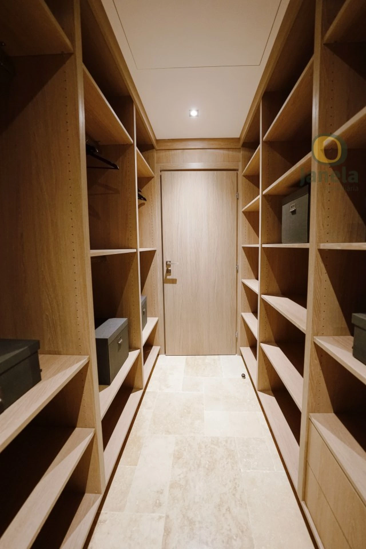 Moradia T4 para Venda em Montenegro Foto 33