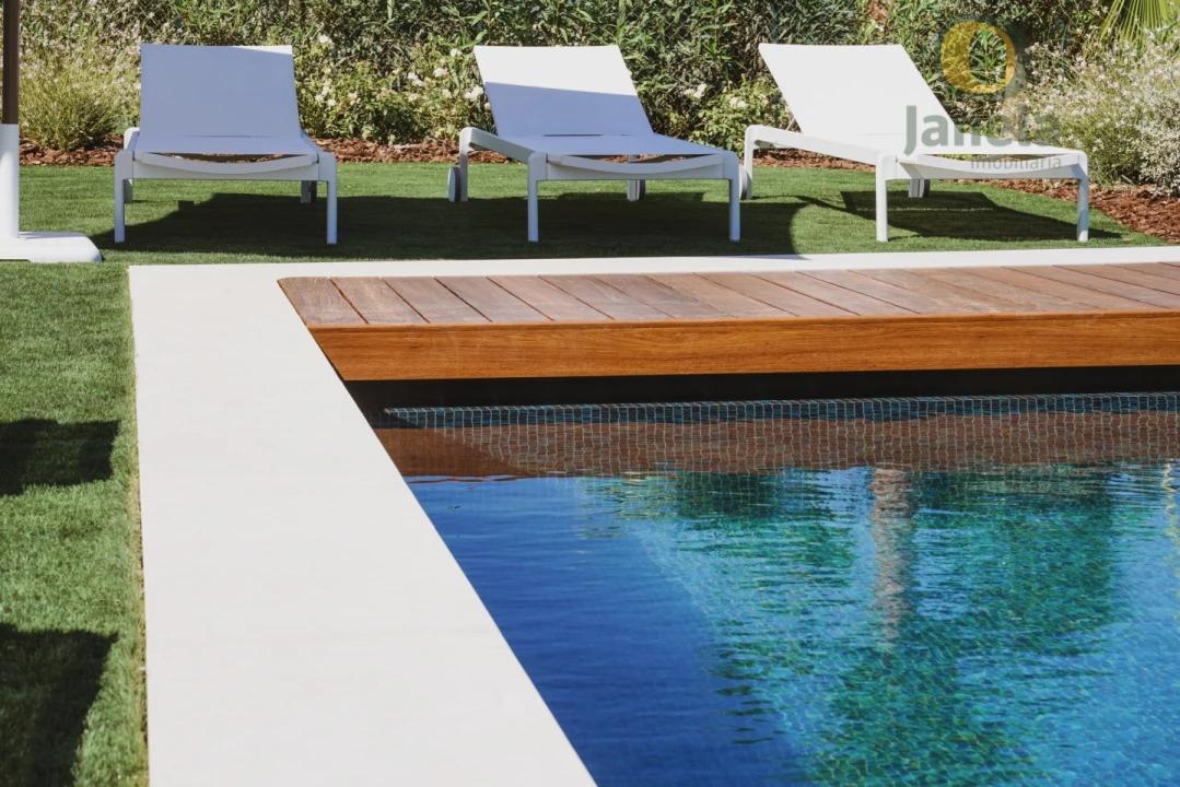 Moradia T4 para Venda em Montenegro Foto 45