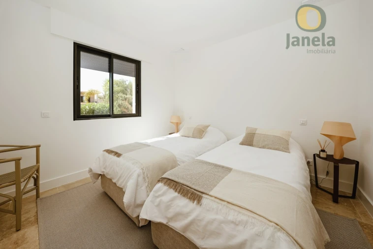 Moradia T4 para Venda em Montenegro Foto 28