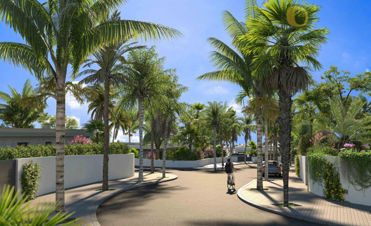 Moradia T4 para Venda em Montenegro Foto 5