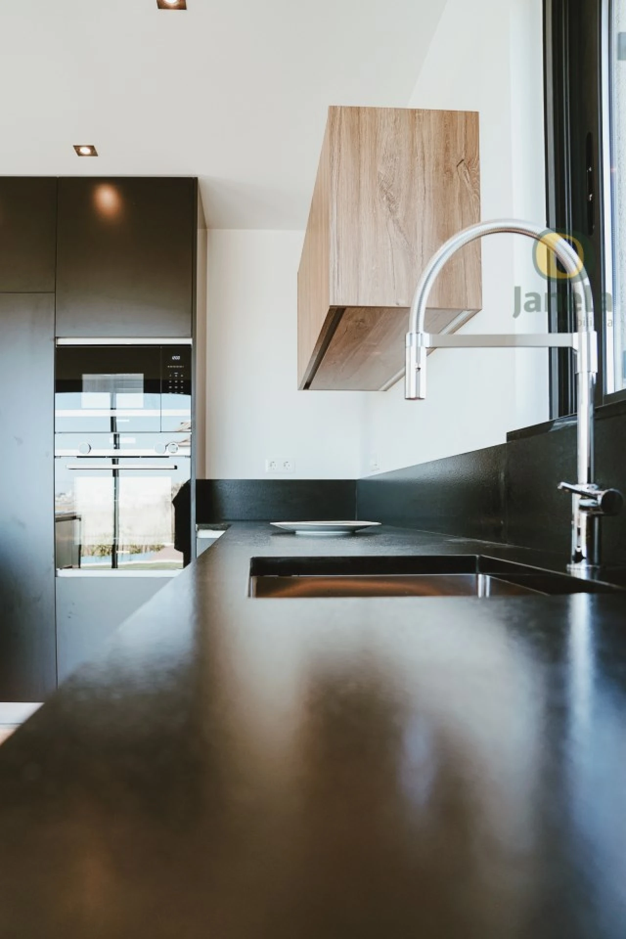 Moradia T4 para Venda em Montenegro Foto 32