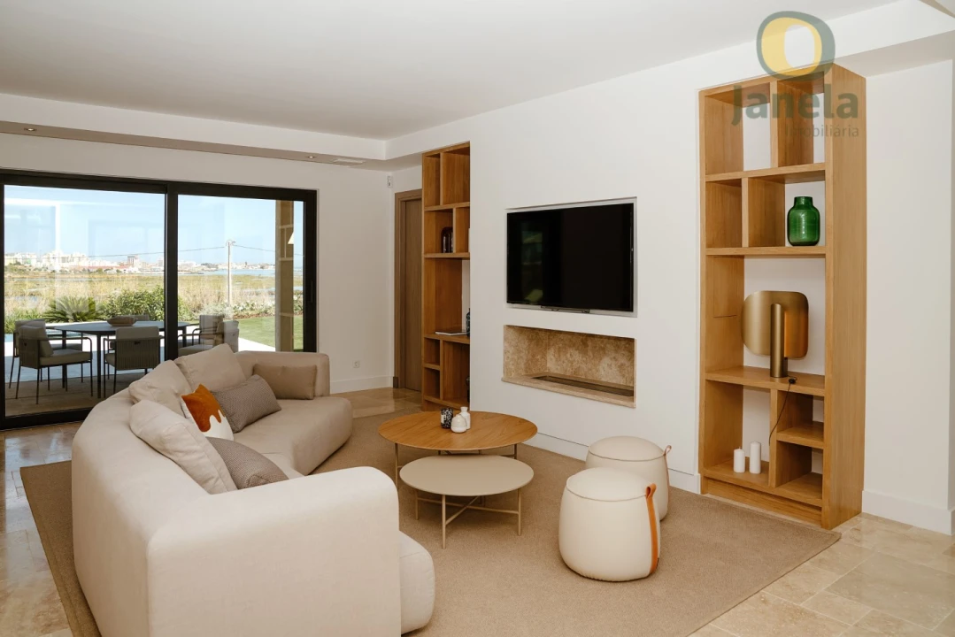 Moradia T4 para Venda em Montenegro Foto 23