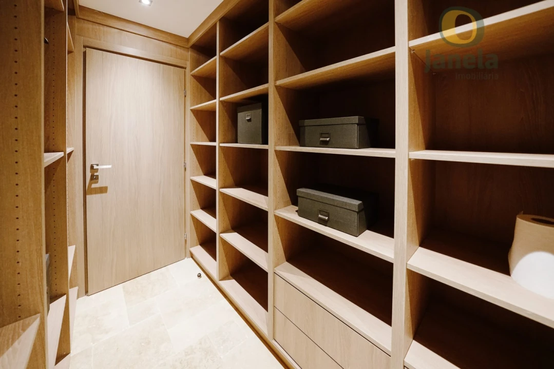 Moradia T4 para Venda em Montenegro Foto 36