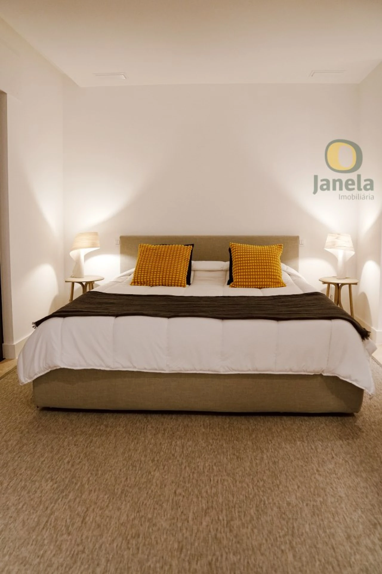 Moradia T4 para Venda em Montenegro Foto 41