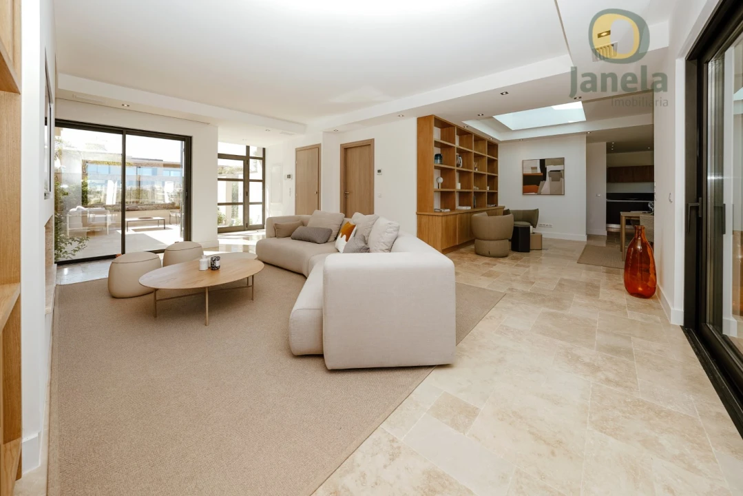 Moradia T5 para Venda em Montenegro Foto 25