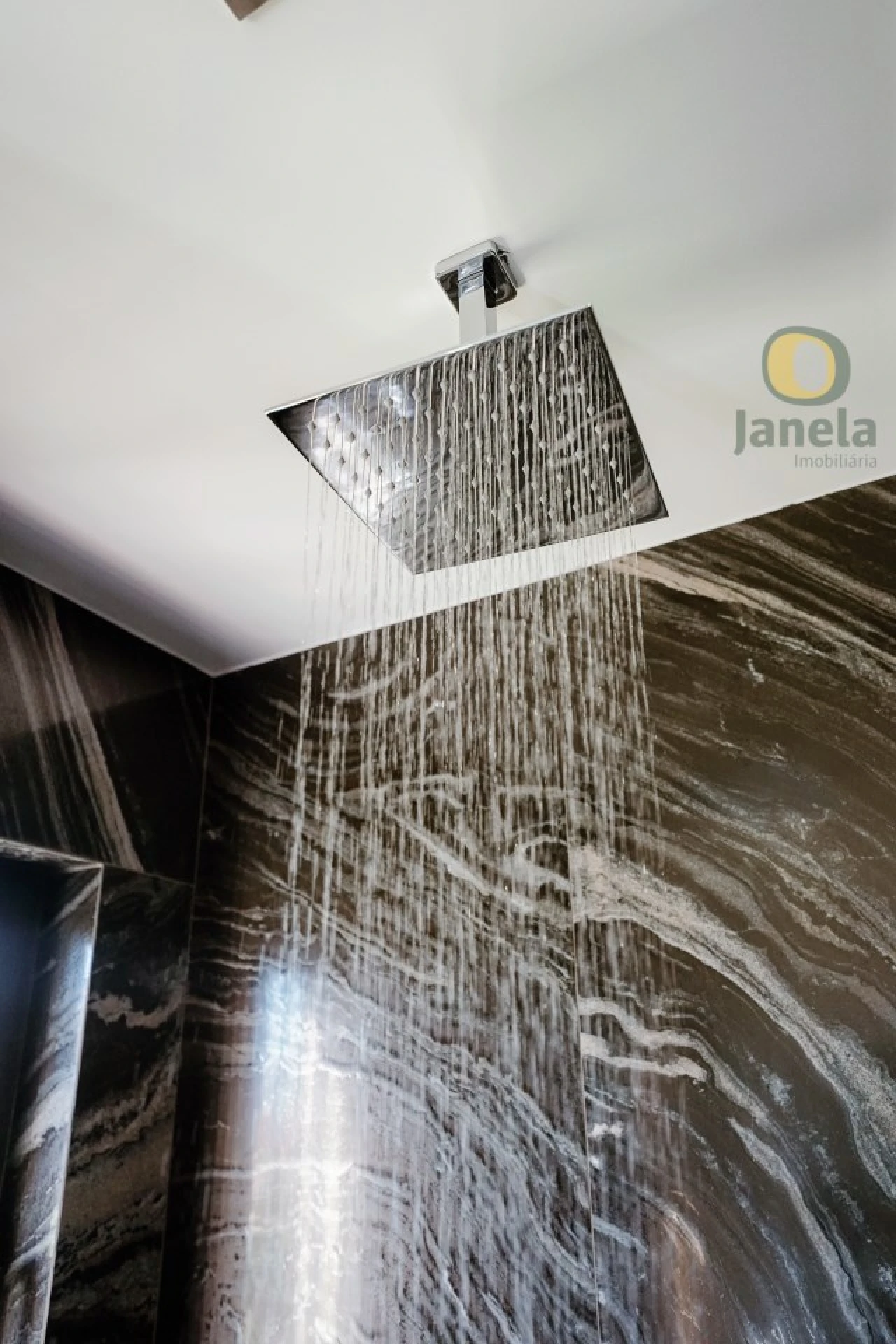 Moradia T5 para Venda em Montenegro Foto 33