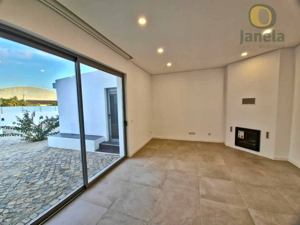 Moradia T3 para Venda em São Brás de Alportel Foto 8