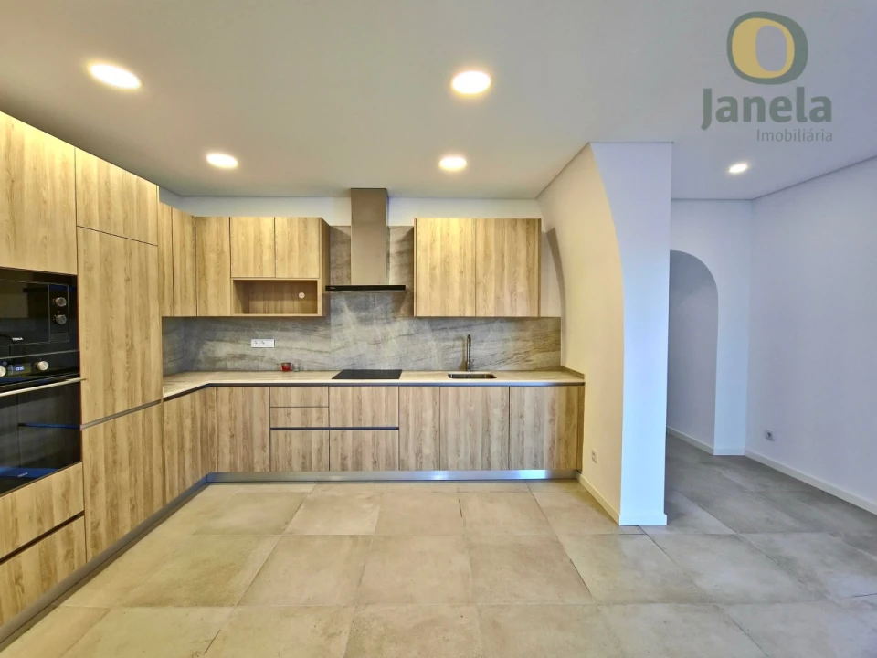 Moradia T3 para Venda em São Brás de Alportel Foto 9