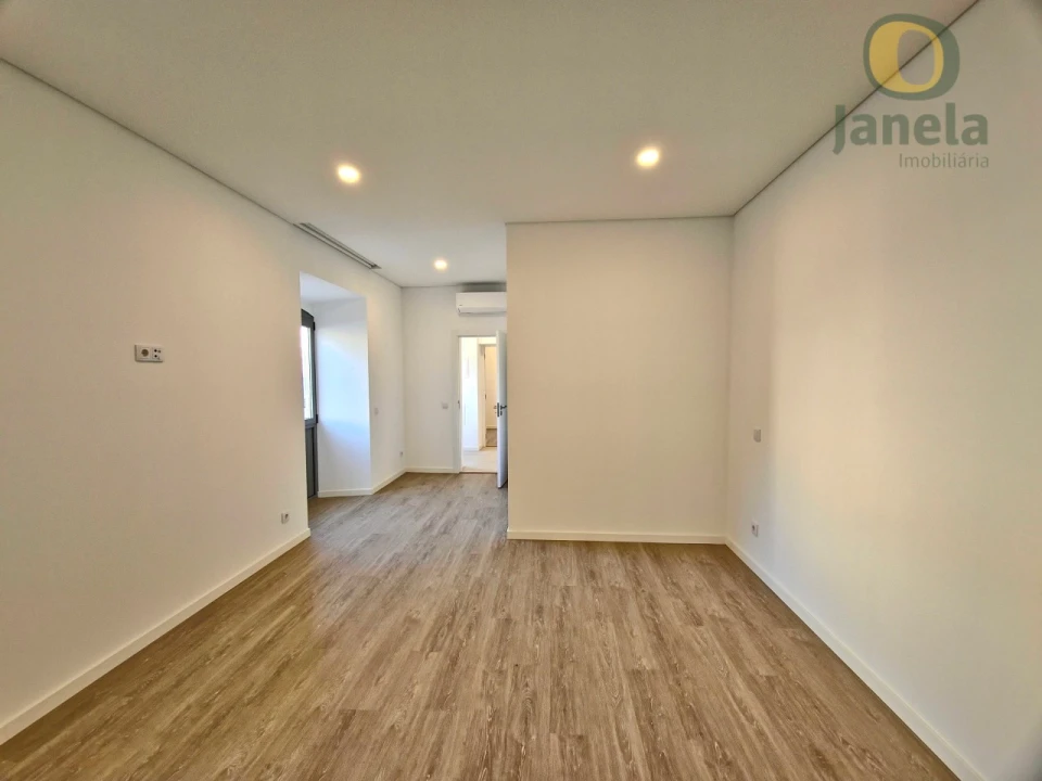 Moradia T3 para Venda em São Brás de Alportel Foto 17