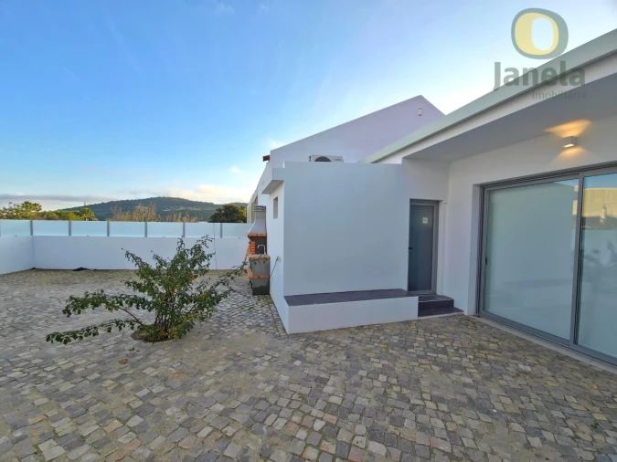 Moradia T3 para Venda em São Brás de Alportel Foto 6