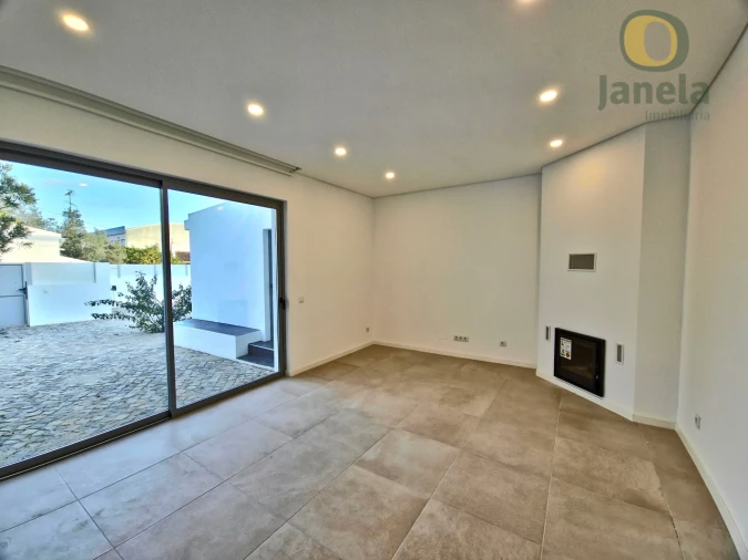 Moradia T3 para Venda em São Brás de Alportel Foto 7