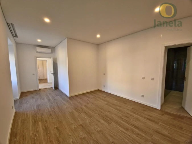 Moradia T3 para Venda em São Brás de Alportel Foto 20