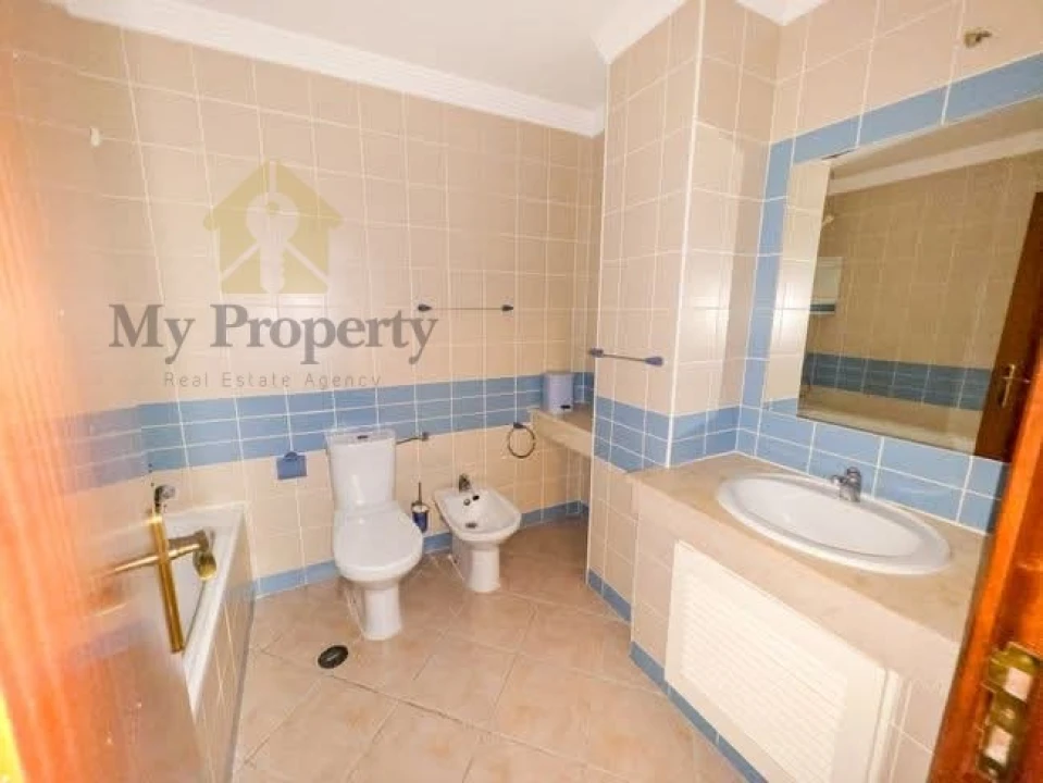 Apartamento T2 para Venda em Albufeira e Olhos de Água Foto 10