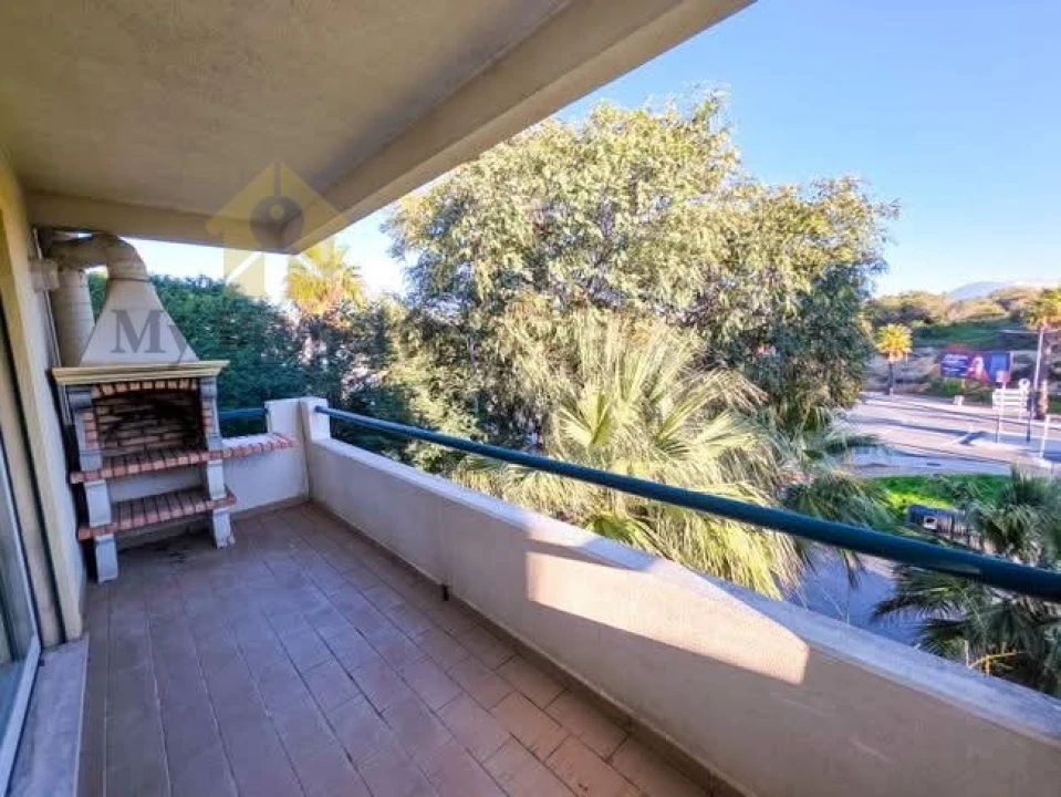 Apartamento T2 para Venda em Albufeira e Olhos de Água Foto 7