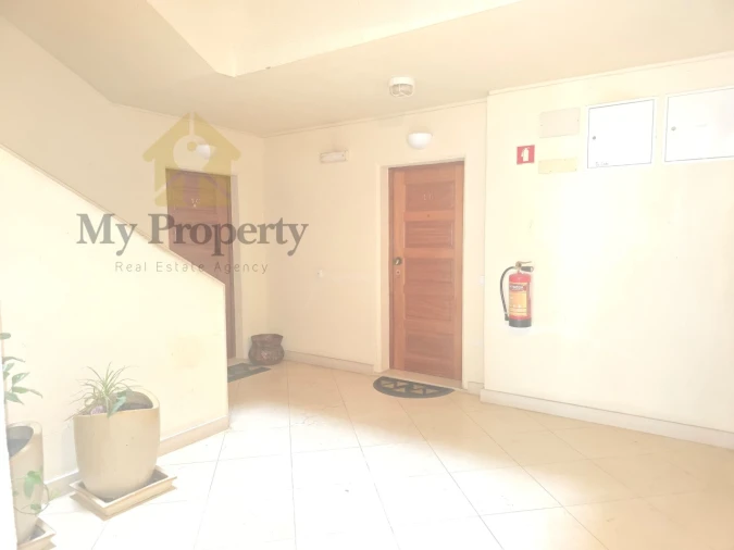 Apartamento T2 para Venda em Albufeira e Olhos de Água Foto 16