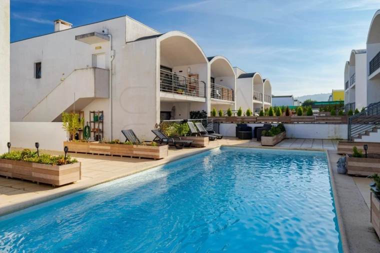 Apartamento T1 para Venda em Quinta do Anjo Foto 1