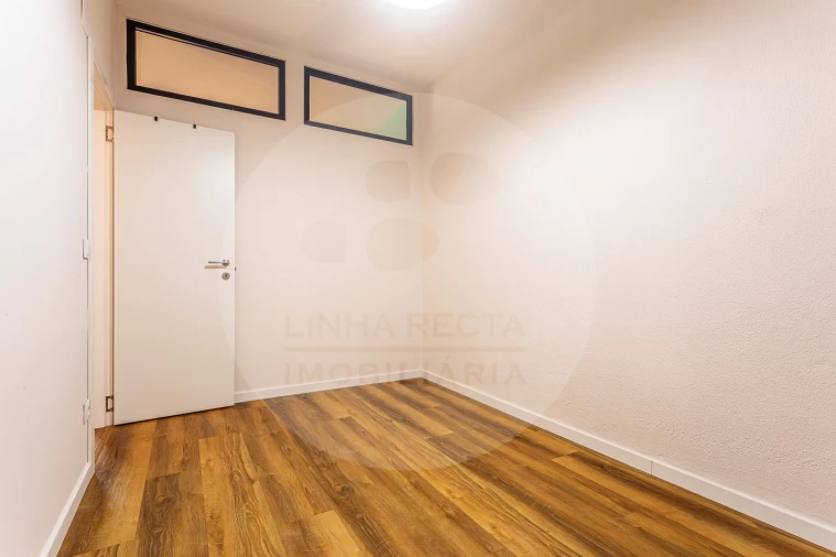 Prédio para Venda em União das Freguesias de Setúbal Foto 10