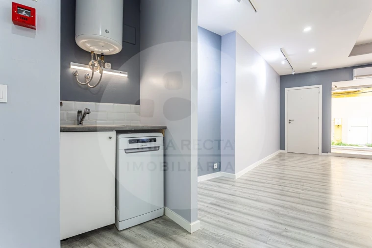 Prédio para Venda em União das Freguesias de Setúbal Foto 32