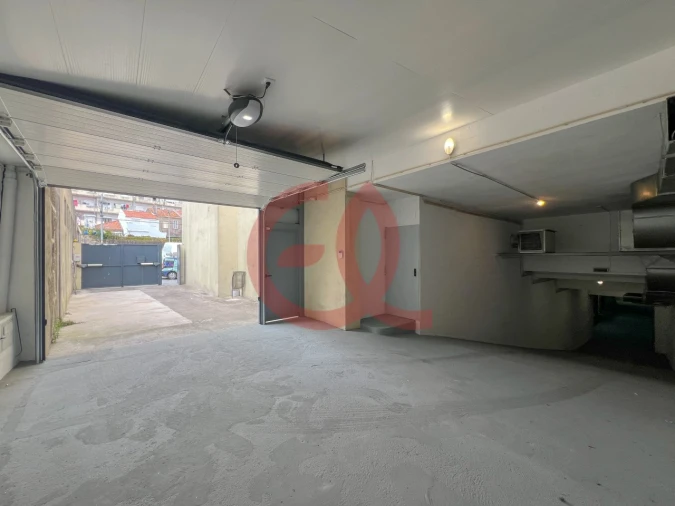 Armazém para Arrendamento em Santa Maria Maior e Monserrate e Meadela Foto 7