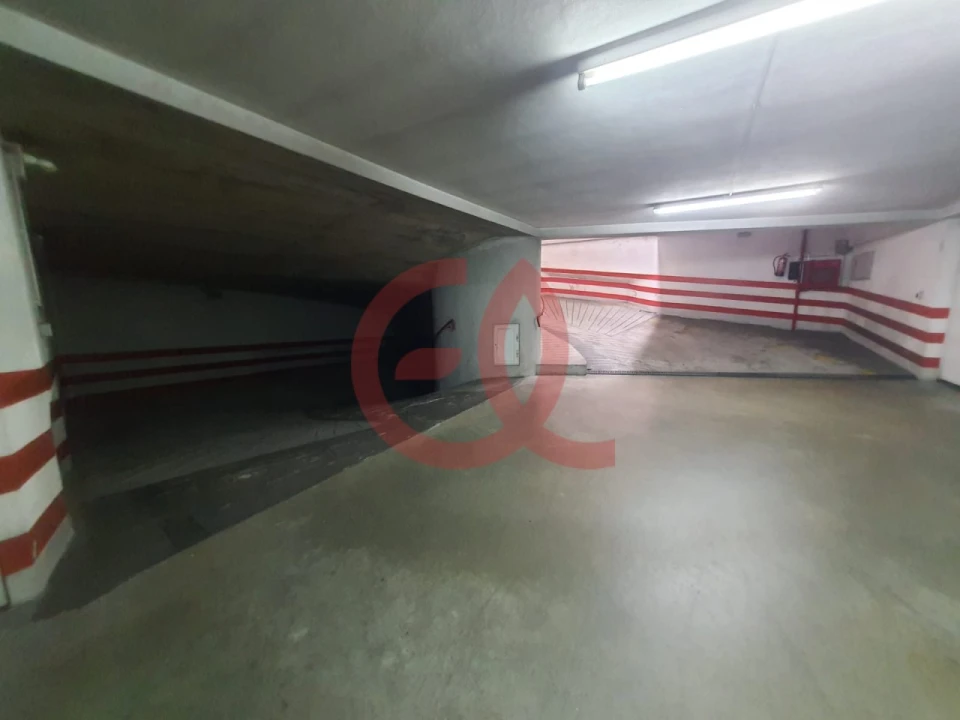 Garagem para Arrendamento em Santa Maria Maior e Monserrate e Meadela Foto 10