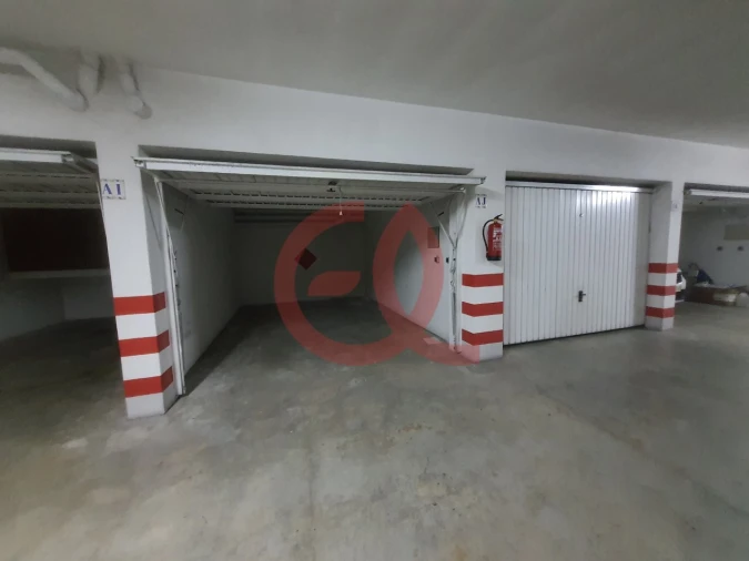Garagem para Arrendamento em Santa Maria Maior e Monserrate e Meadela Foto 2