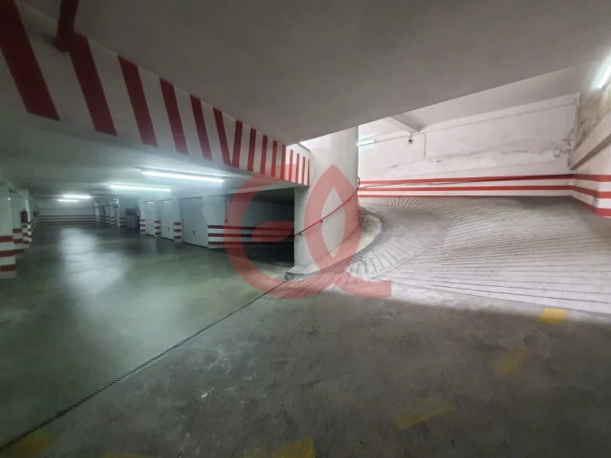 Garagem para Arrendamento em Santa Maria Maior e Monserrate e Meadela Foto 8