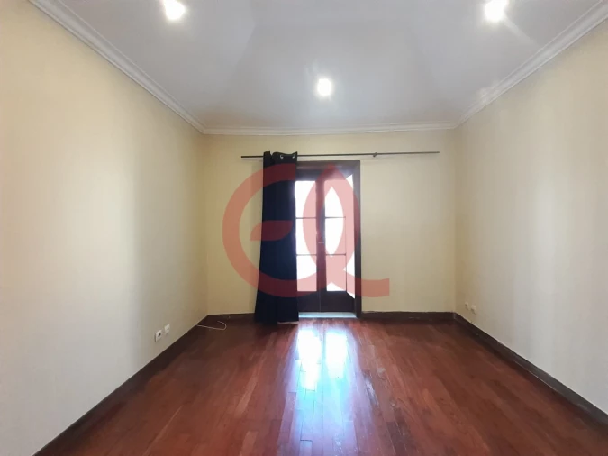 Prédio para Venda em Santa Maria Maior e Monserrate e Meadela Foto 15