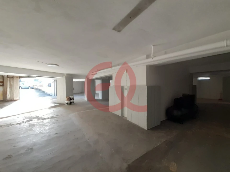 Armazém para Arrendamento em Santa Maria Maior e Monserrate e Meadela Foto 5