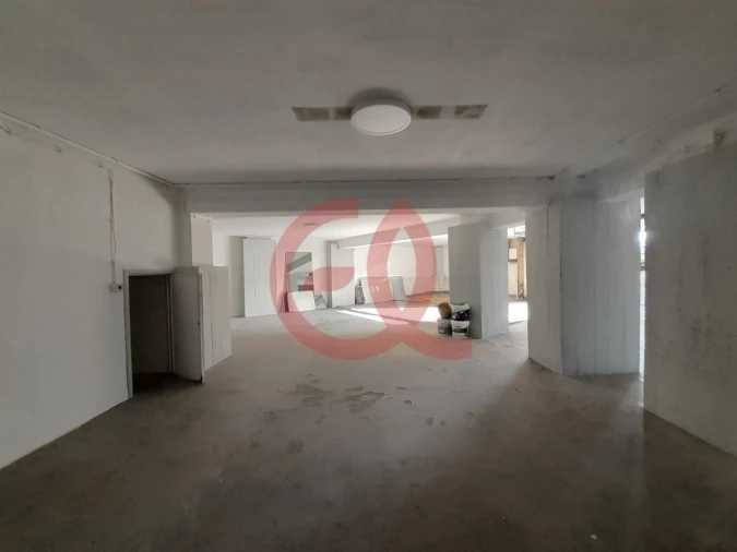 Armazém para Arrendamento em Santa Maria Maior e Monserrate e Meadela Foto 6