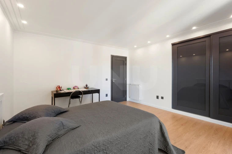 Moradia T3 para Venda em São Pedro da Cadeira Foto 16