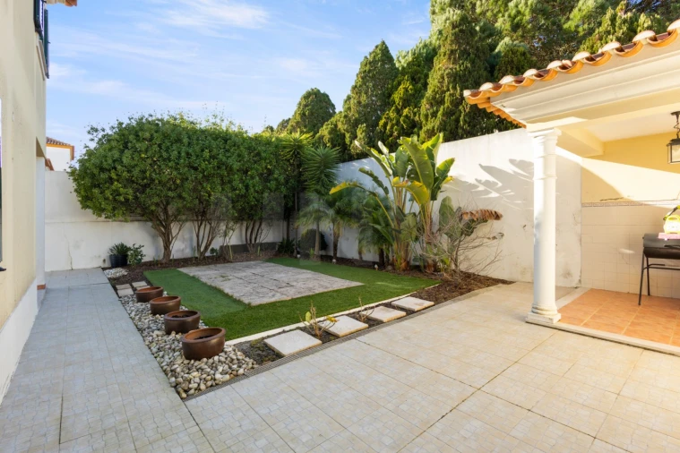 Moradia T3 para Venda em São Pedro da Cadeira Foto 24